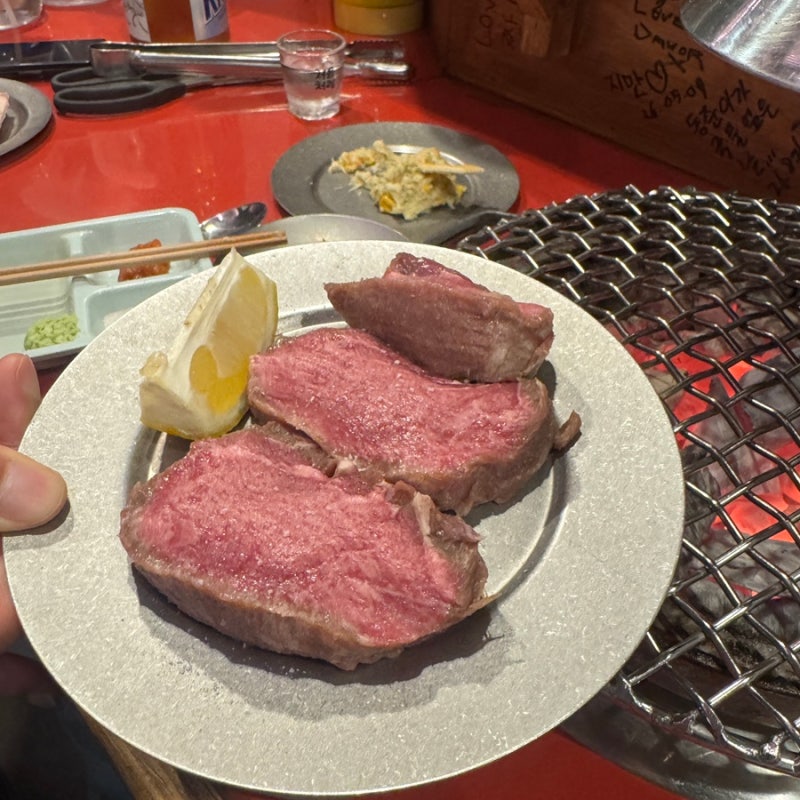 광화문 우설 뭉티기 소꼬리구이 맛집 "시절 광화문점" 솔직 리뷰