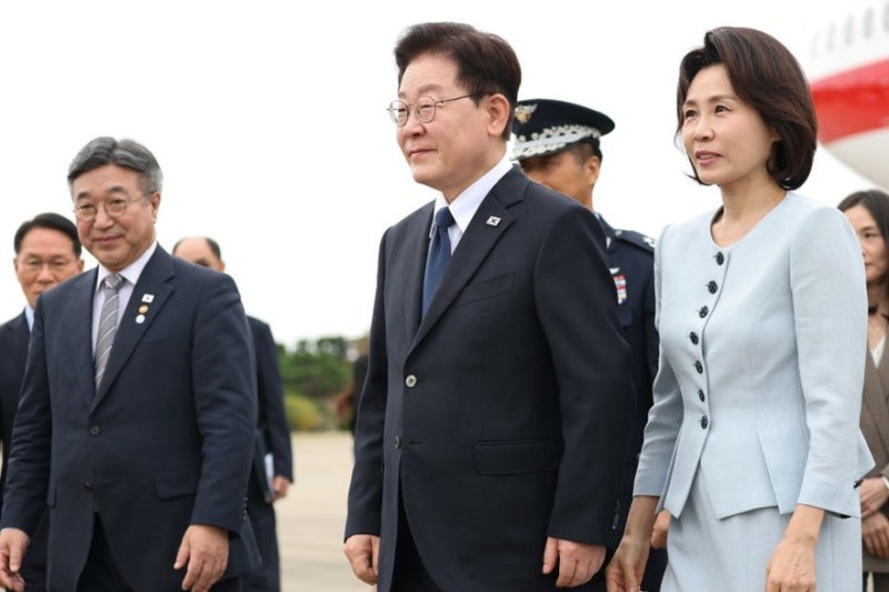 결국 터졌다… 이재명 대통령 지지율 43%, 취임 후 첫 역전된 진짜 이유