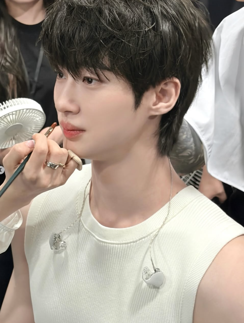 변우석 프로필 나이 키 학력 군대 모델 데뷔 드라마 2026년 근황 총정리