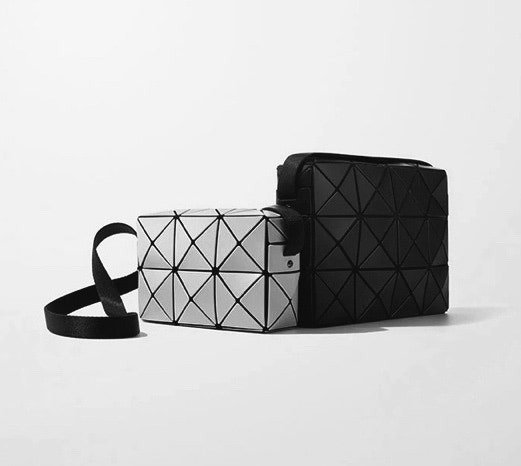 Re-stock/ 국내정식) 바오바오 이세이미야케 큐보이드 백 라지 & 스몰 / Bao Bao Issey Miyake 정품 구....