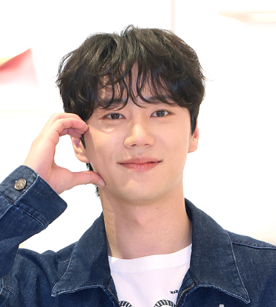 [이준영 프로필] 아이돌에서 주연 배우까지! 군대, 유퀴즈, 필모그래피 총정리