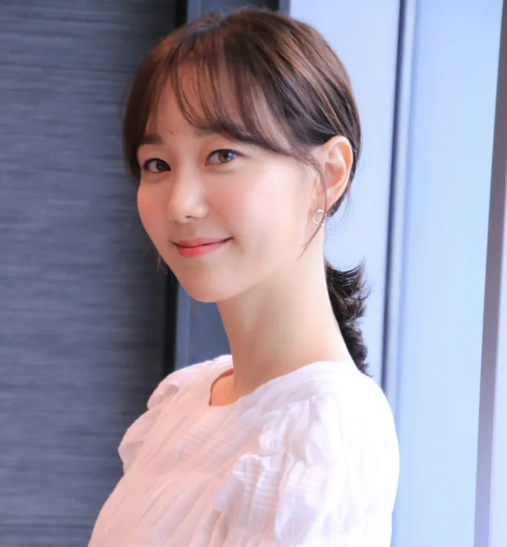 이유영 둘째 딸 출산, 두 아이 엄마 됐다…남편은 누구?