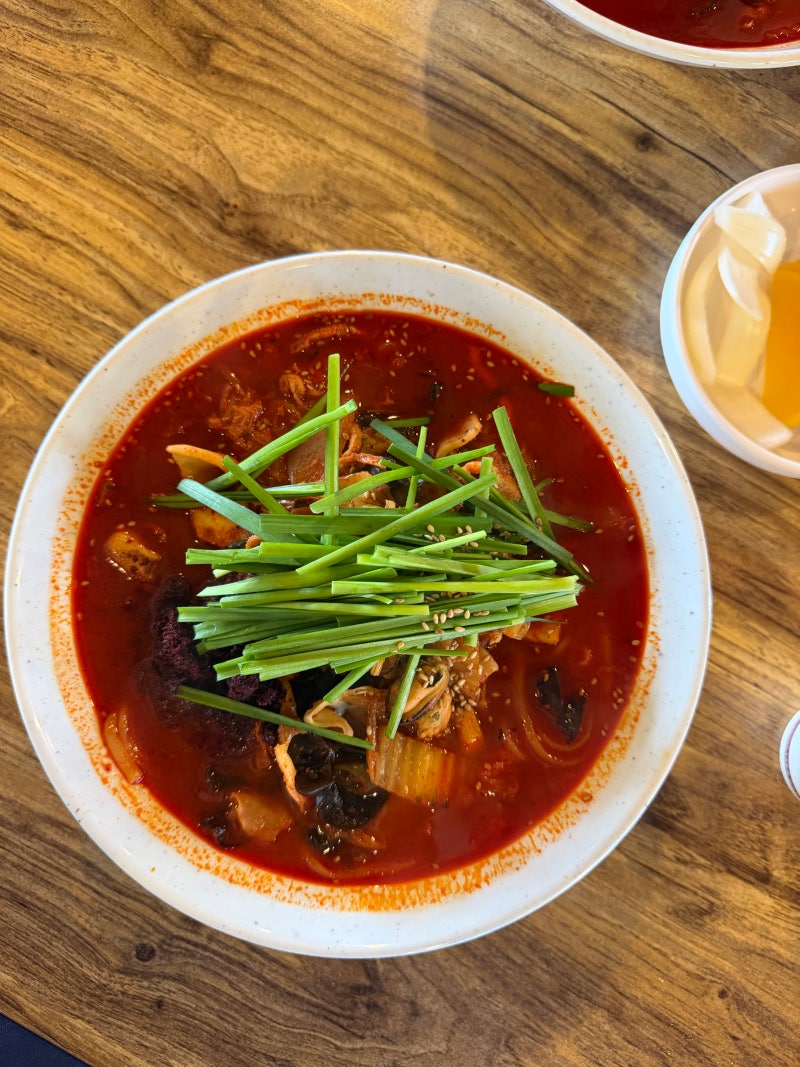 시흥 물왕저수지 짬뽕맛집 진짬뽕 진차이나｜불향 가득 교동짬뽕 스타일 주차·웨이팅 솔직....