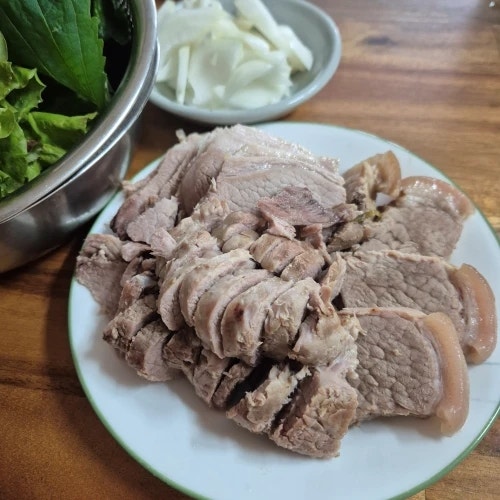 물 한 방울 안 넣고 만드는 무수분 돼지고기 수육 레시피!