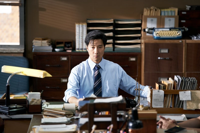 영화 암살자(들) 후기 하나의 사건 남겨진 의문 끝까지 파고든다