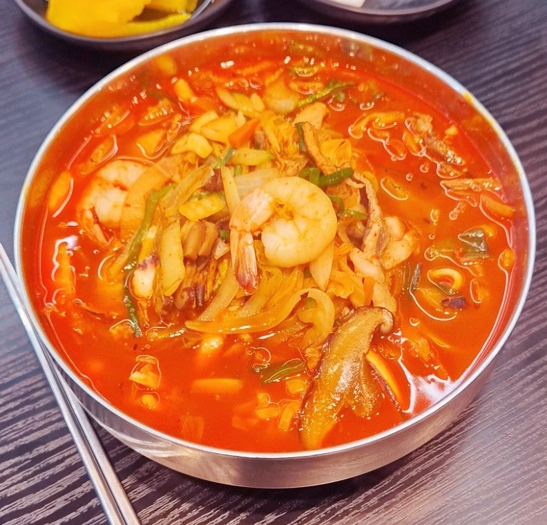 진한 국물과 얼큰함이 매력적인 '소니가 신짬뽕'본점 방문 후기!
