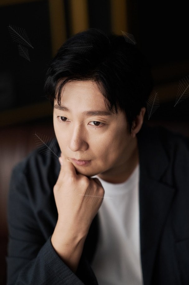 49세 박해일이 "저도 넘어가고 있어요"라며 웃은 진짜 이유
