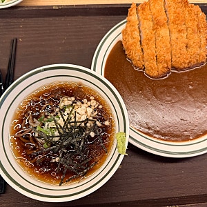 아비꼬 서울대입구역점 | 깊은 맛 카레부터 냉모밀까지, 밥·카레 리필로 든든하게 먹고 온 ....