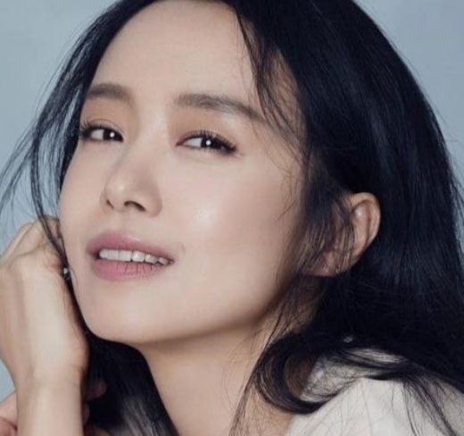 "칸 여우주연상 수상 후 오히려 일이 없어졌다?" 전도연이 한동안 뜸했던 이유