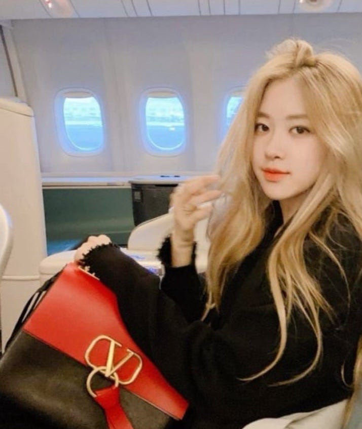 “700대 1 뚫고 데뷔하더니…” 로제, 유튜브 연 수익 110억 추정된 놀라운 근황