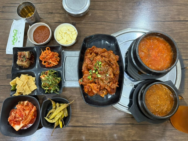 [경기도/수원] 수원 행궁동 한식 맛집 신선한 쌈채소 청산시골쌈밥