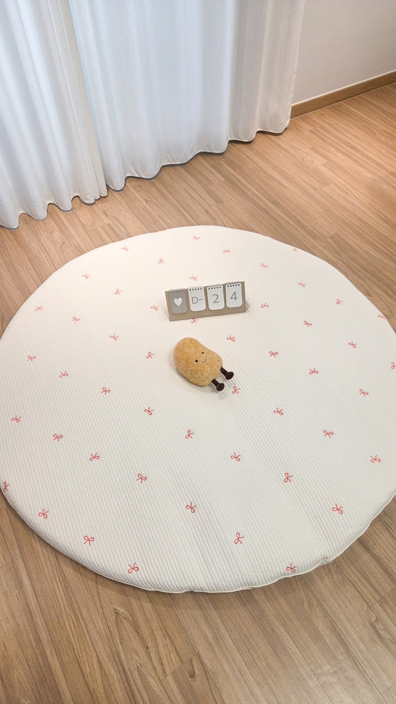 비비엔다 아기 원형 러그 내돈내산 후기