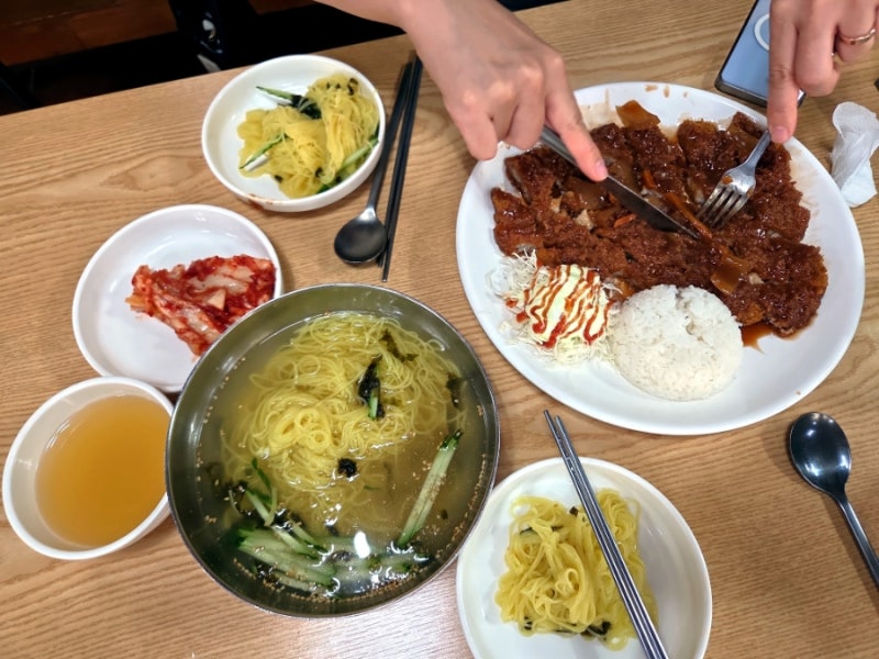 대구국수맛집 잔치국수 & 왕돈까스 솔직후기｜정이가국수 구암점