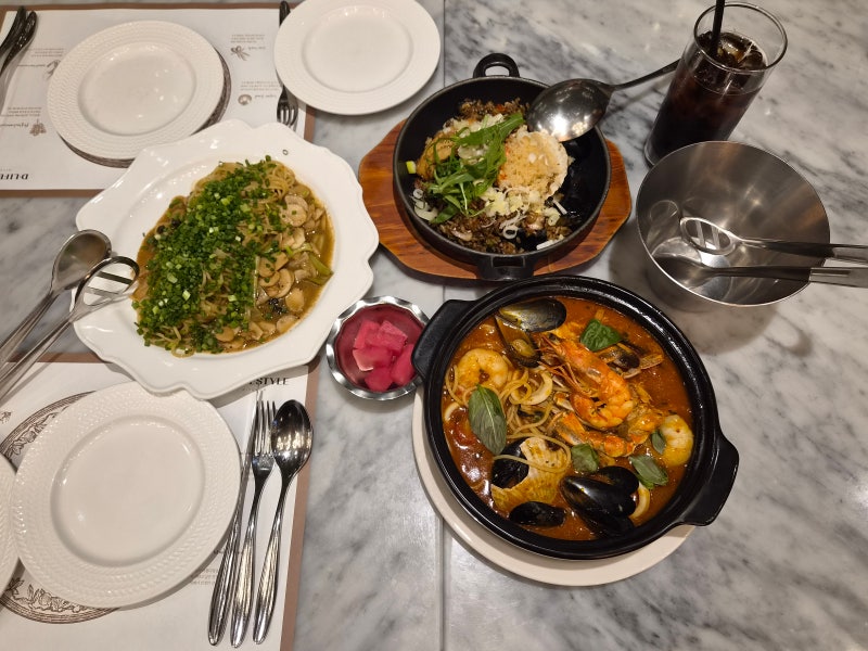 광화문 맛집 디라이프스타일키친 광화문점｜분위기부터 해산물 파스타까지 만족했던 SFC 맛....