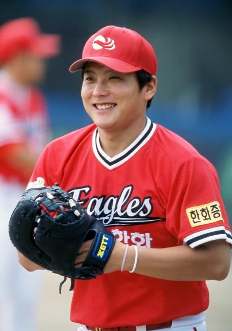 김태균, 슈퍼카 6대 고백부터 2026 아시안게임 야구 해설까지…‘김도영 변수’에 시선 쏠린 ....