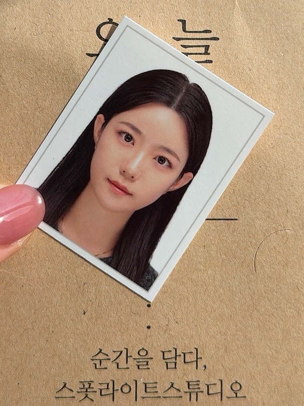 청주 사진관 - 스폿라이트 (여권사진,증명사진,셀프 스튜디오)