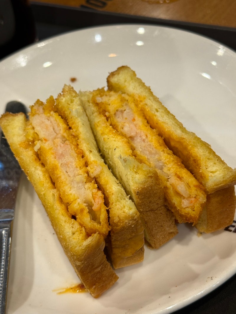 메가커피 중식마녀 마라크림 새우토스트 마라 처돌이의 솔직후기