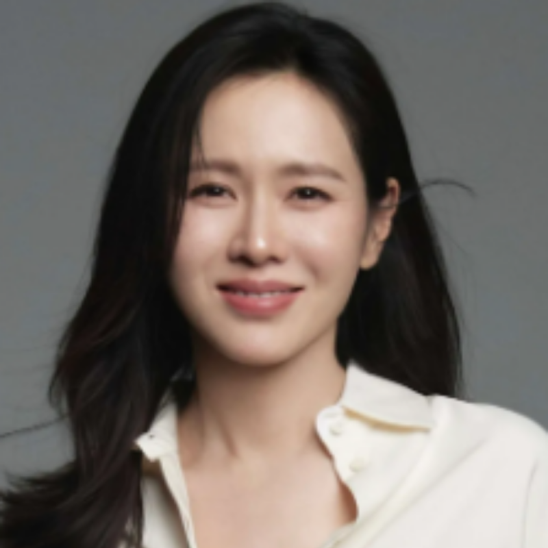 손예진 나이 본명 남편 현빈 결혼 아들 자녀 가족 고향 키 학력 종교 소속사 어쩔수가없다 스....