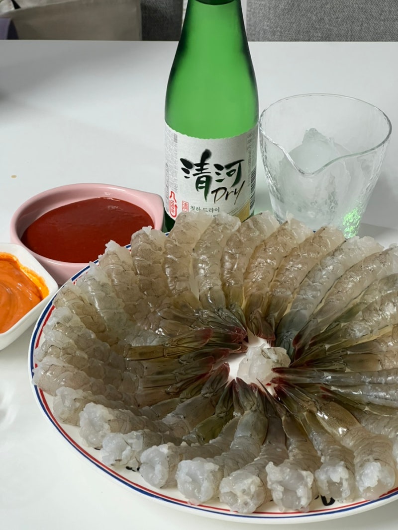 [집밥] 제철 생새우 집에서 손질해서 먹는 방법 & 불닭마요소스 비율 |생새우 10초 손질법 까....