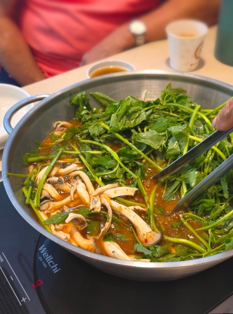 龍仁水枝グルメ 麺仙堂 ミナリしゃぶしゃぶカルグクス 家族での外食におすすめ