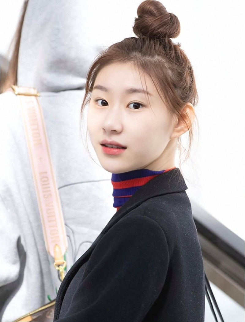 솔로 데뷔 앞둔 있지 채령의 사복 센스 가을 여친룩 정석 꾸안꾸 정보 총정리