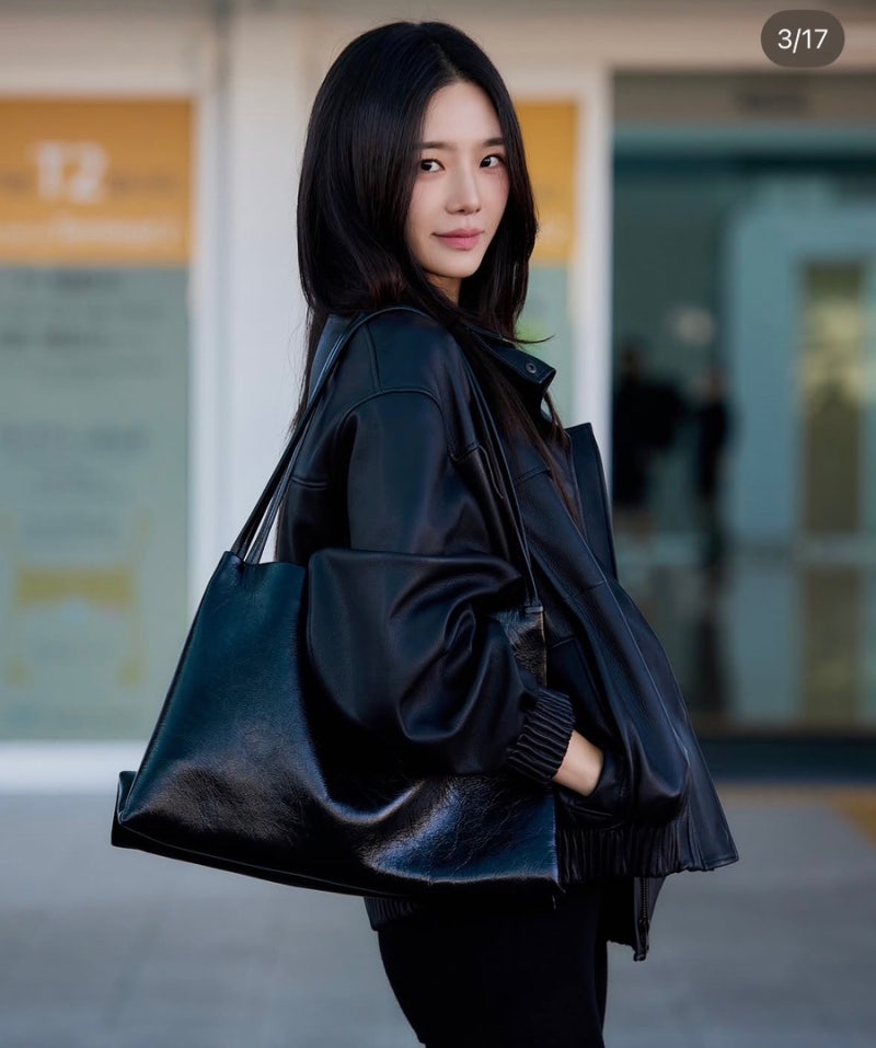 박규영·미야오 엘라 같은 쇼 보러 뉴욕행, COS 출국룩 정보