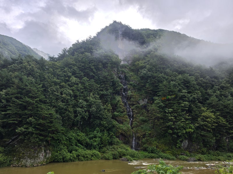Jeongseon, Gangwon-do Drive Course: Rainy Day Travel Course to Baekseok Falls