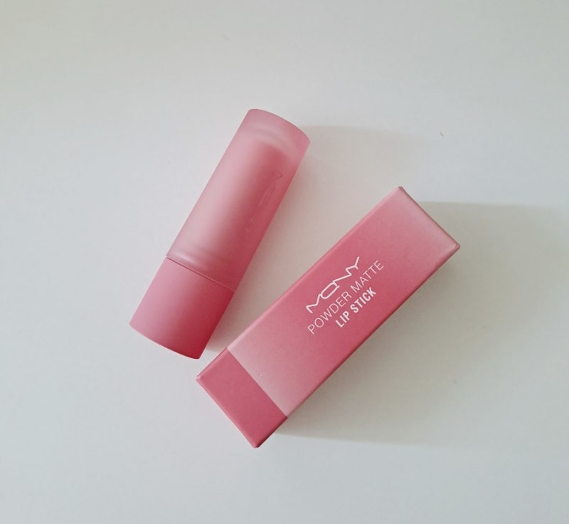 [REVIEW] 입술에 구름을 얹은 듯☁️ SNS 대란템! 맥퀸뉴욕 파우더 매트 립스틱 01 핑크 샤워
