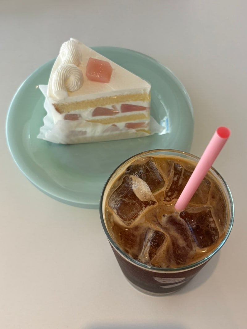 [부산 맛집] 부산대 케이크 맛집 ‘스웨터’