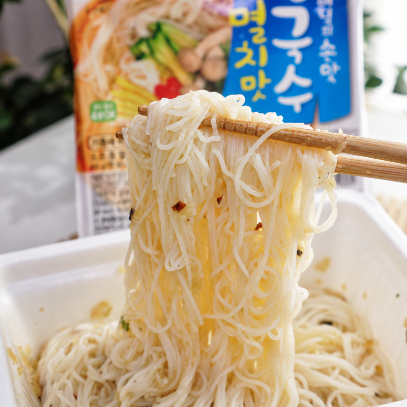 싸르보나라 보다 이게 더 맛있는데? 백제쌀국수 멸치맛 5분컷 알리오올리오 레시피