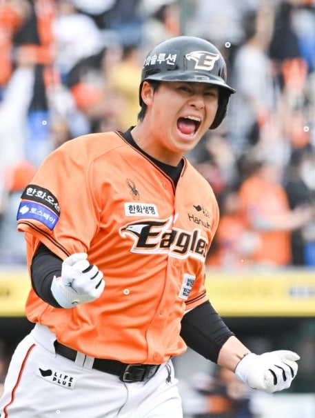 한화 노시환 307억 11년 계약, 2026시즌 뒤 MLB 포스팅하면 어떻게 될까?