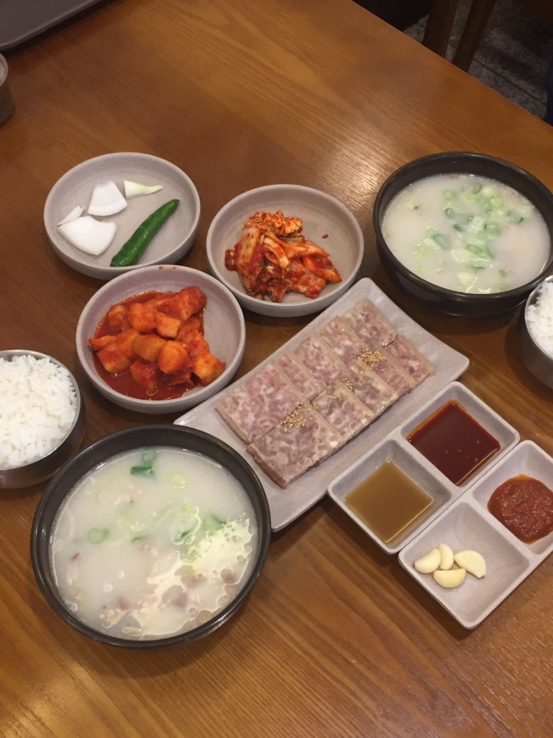 대구 돼지국밥 맛집 대천국밥 본점 I 진천역 확장이전 진한 육수가 매력적인 진천동 국밥 맛....