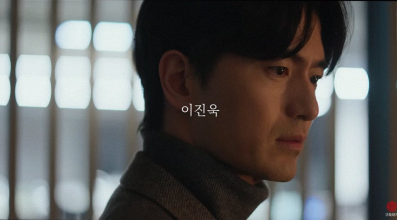 수지 이진욱 영화, 부산 뜨겁게 달궜지만 1년 늦어진 진짜 이유