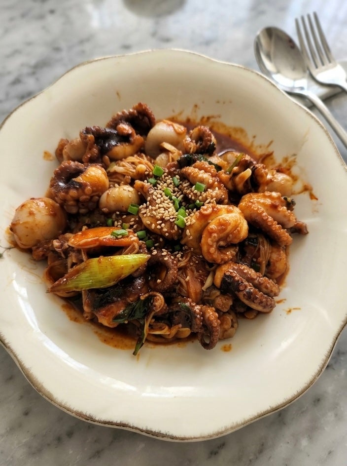 하남쭈꾸미 500g 5팩 냉동실 필수 쟁여템! 쉬운 해동법 & 얼큰 매콤 볶음 레시피