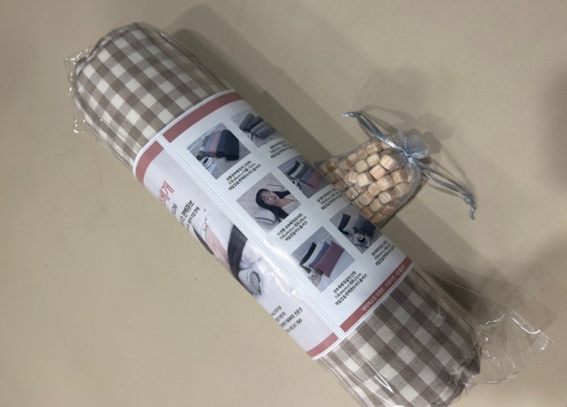 [쇼핑리뷰]굽은 어깨와 거북목 탈출 도전! 세탁 가능한 '즐잠 경추베개' (찐 후기)