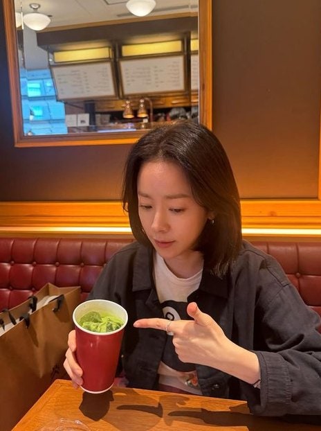 한지민 침묵 4개월 깬 사진 한 장, 결별설의 진짜 의미는
