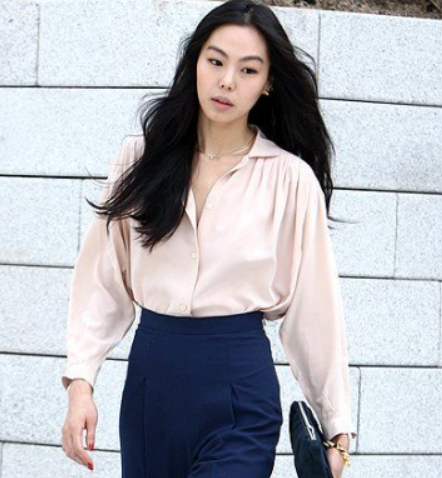“장동건·고소영 결혼식 하객룩이었어?” 김민희, 2만원대 블라우스로 16년째 회자되는 이유