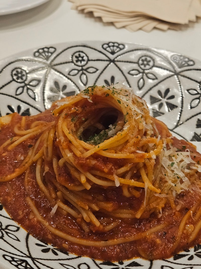 수원역 맛집 롤링파스타 수원역점, 2만원대로 스테이크 파스타 먹은 후기