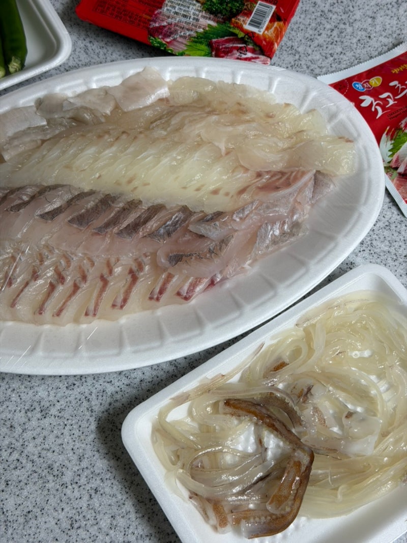 강릉 중앙시장 회포장 가능한 고고횟집 광어 우럭 참돔 오징어 후기