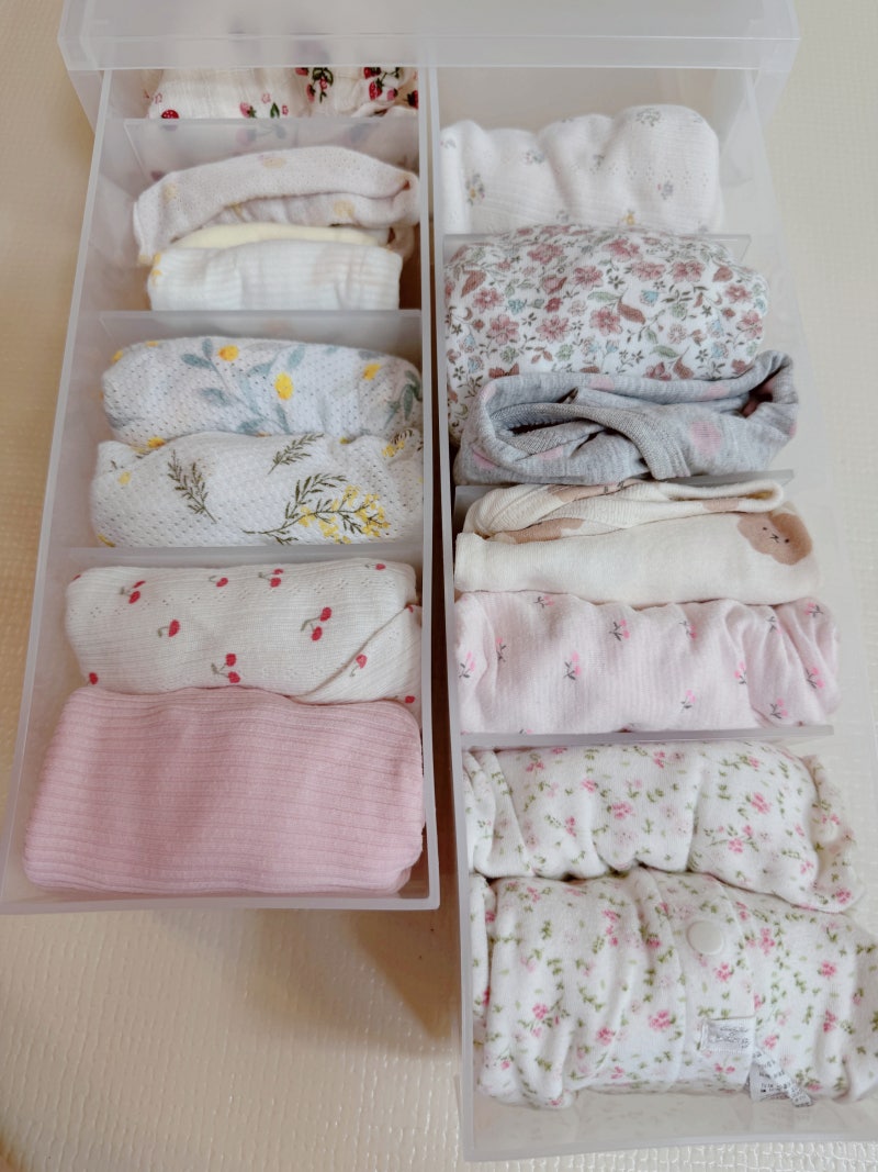 슬라이딩 수납함으로 아이옷정리, 쌓아두던 옷 수납 싹 바꿨어요