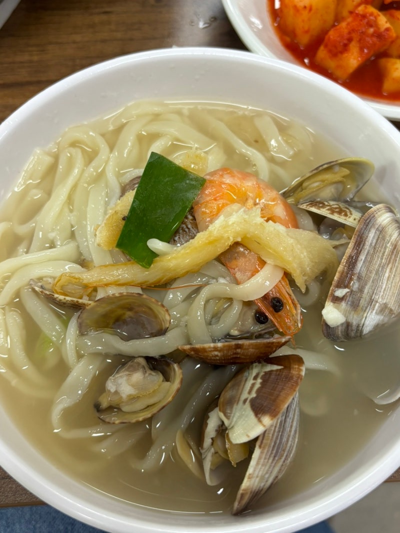 영종도 인천공항 근처맛집 황해해물칼국수 메뉴, 주차정보,주말웨이팅