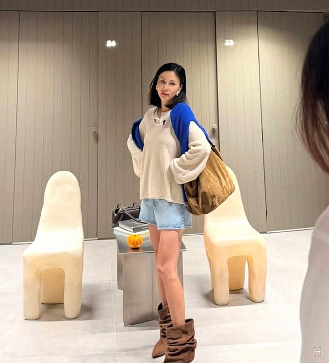 53세 고소영, 명품인 줄 알았더니 자라 5만원대? ‘원조 샤넬걸’도 반한 진짜 이유