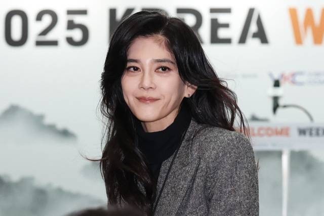 이 가방이 뭐라고 이 난리야? 요즘 가성비 이부진, 이영애 가방으로 품절 대란인 COS 트롤로 ....