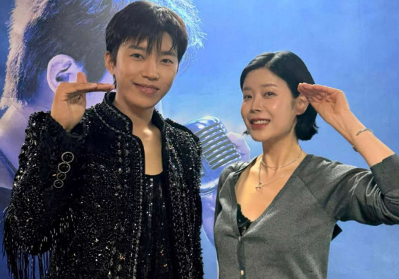 “노래를 너무 잘해요” 린이 직접 본 임영웅 콘서트, 9만5000명 몰렸다임영웅 콘서트 찾은 린....