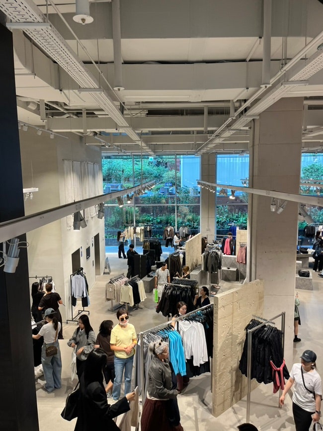 자라 강남점 플래그십, 자라 롯데아울렛 서울역점 가을 기본템 쇼핑