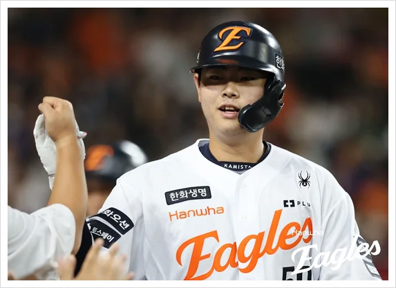 “19홈런에 신인왕 유력” 한화 허인서, 골든글러브까지 받으면 36년 만이다