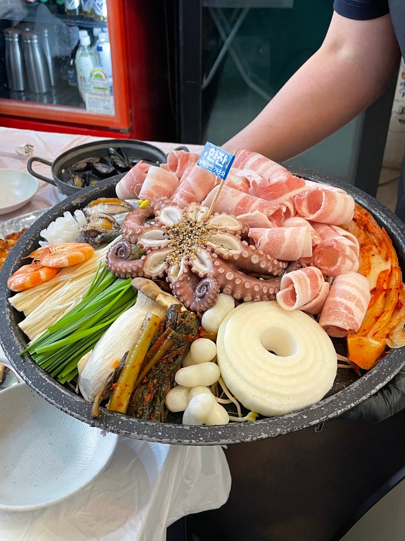 여수 낭만포차 79번 여수포차거리 돌문어삼합 맛집