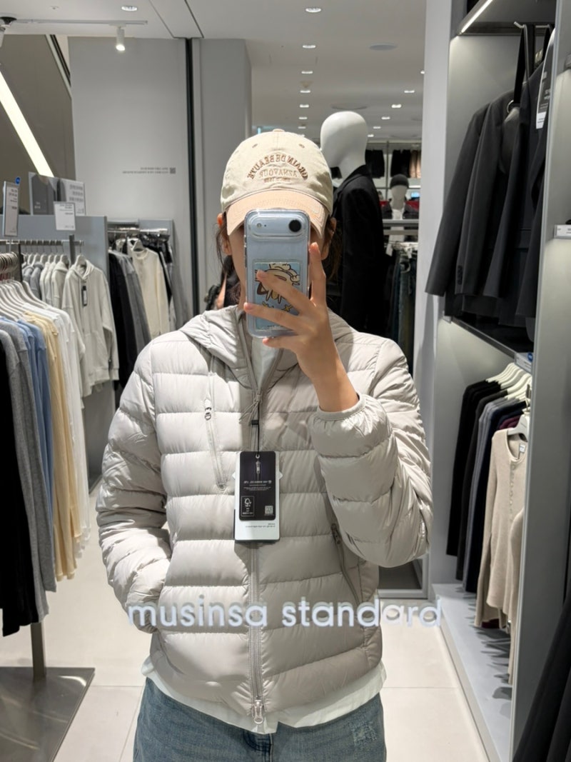 무신사 스탠다드 경량패딩 우먼 후기 할인 사이즈 타임스퀘어 매장