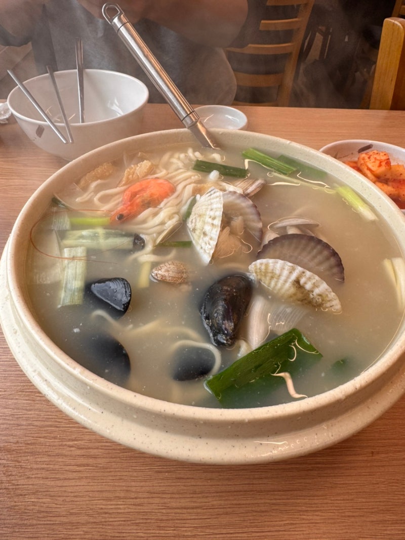 황해 칼국수 본점 인천 영종도 칼국수 맛집 방문후기 해물칼국수 추천