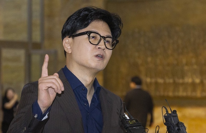 한동훈, "9억 받아 처먹고… 김민석 같은 사람들 다 엎어야" 정면충돌 폭발
